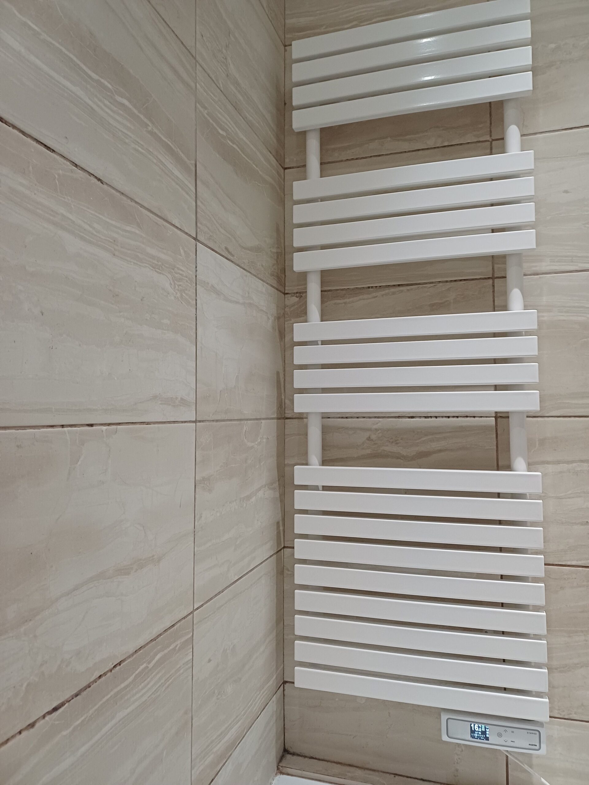 Towel warmer